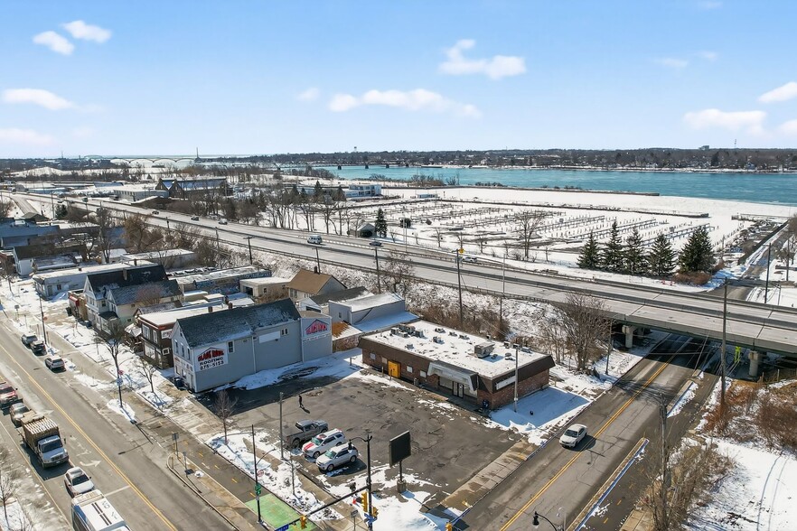More Photos Of 2078 Niagara St, Buffalo Convenience Store For Sale
