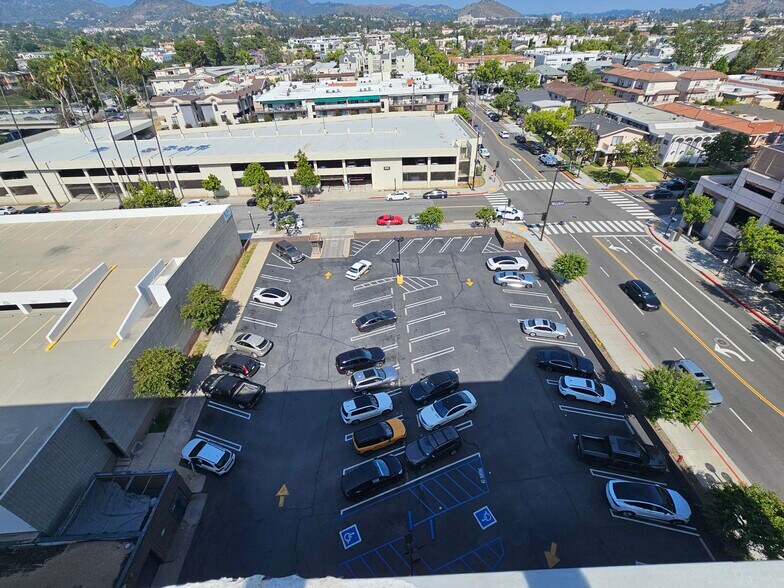 More Photos Of 600 N Brand Blvd, Glendale Medical For Lease