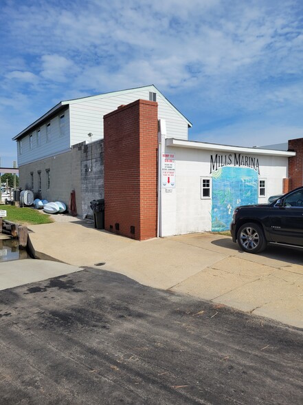 More Photos Of 1742 Back Creek Rd, Seaford Marina For Sale