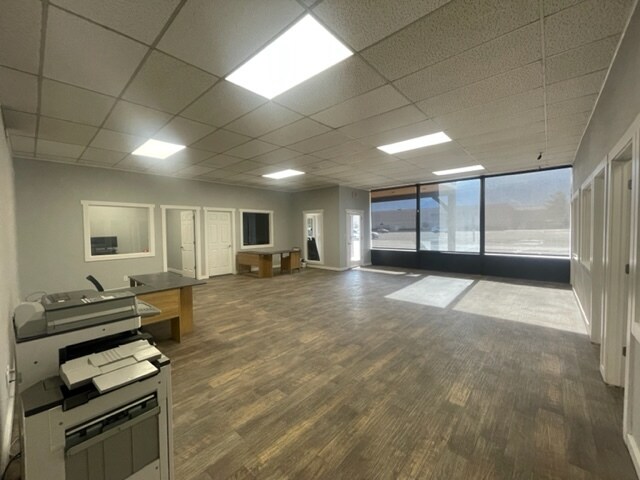More Photos Of 3721 S 250 W, Ogden Storefront Retail Office For Lease