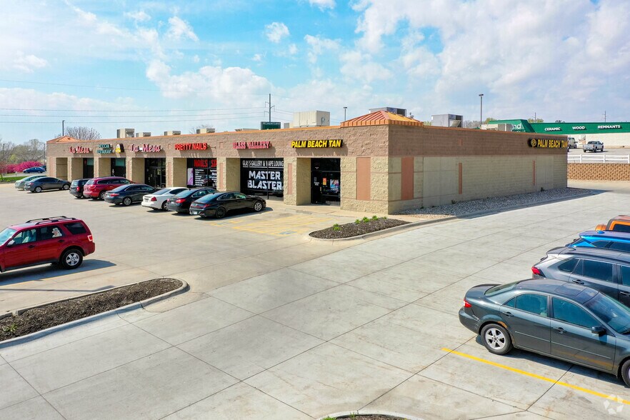 More Photos Of 11002 Emmet St, Omaha Unknown For Sale