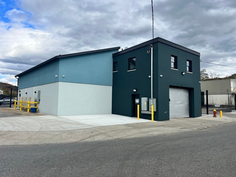 More Photos Of 41 Torre Pl, Yonkers Land For Lease