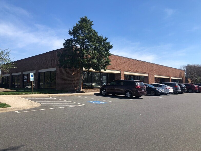 More Photos Of 377 Rubin Center Dr, Fort Mill Light Distribution For Lease