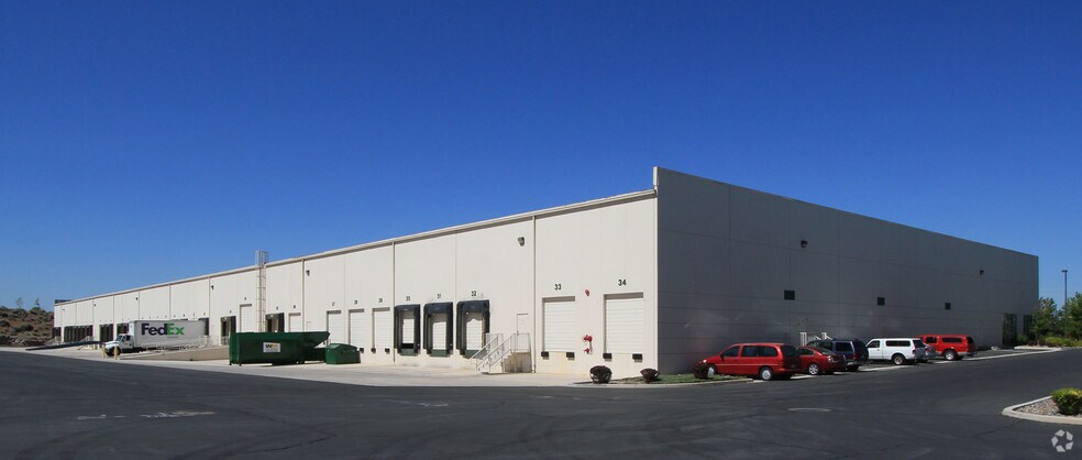 More Photos Of 650 Vista Blvd, Sparks Warehouse For Lease