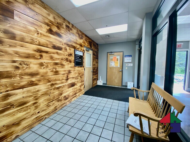 More Photos Of 654 Granger Rd, Barre Office For Sale