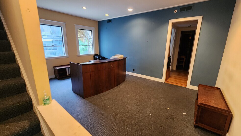 More Photos Of 2134 Van Ness Ave, San Francisco Office For Sale