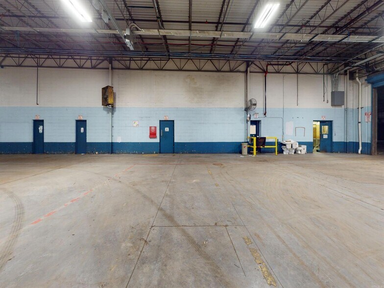 More Photos Of 103 Red Bridge Rd, De Queen Warehouse For Sale