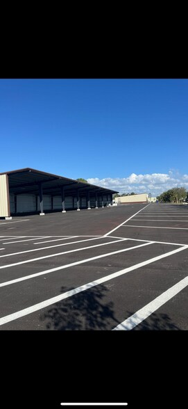 More Photos Of 2644 NE 9th Ave, Cape Coral Warehouse For Lease