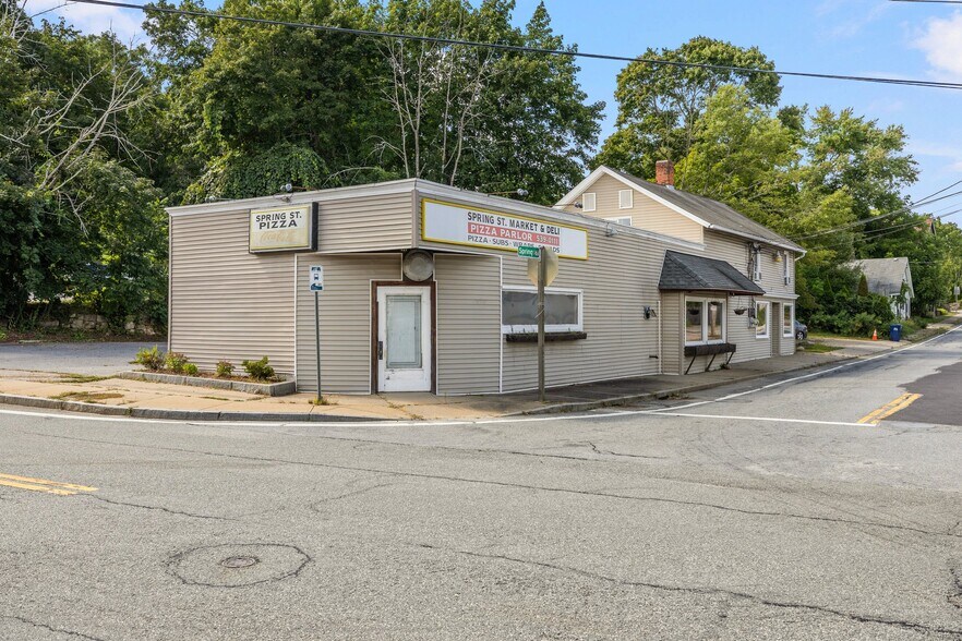 More Photos Of 1 Spring St, Hope Valley Restaurant For Sale