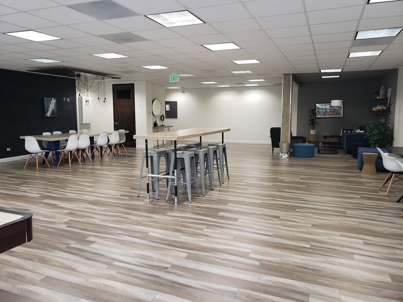 More Photos Of 500 Silver Spur Rd, Rancho Palos Verdes Office For Lease