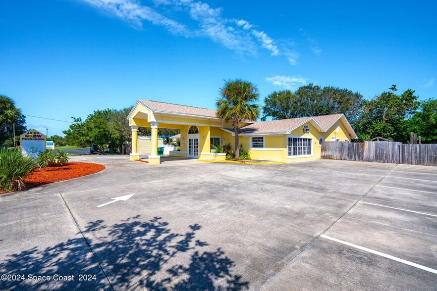 Primary Photo Of 308 Orange St, Melbourne Beach Daycare Center For Sale