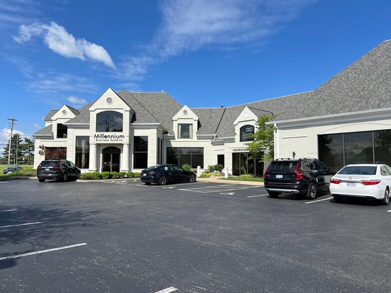 More Photos Of 11085 Montgomery Rd, Montgomery Flex For Lease