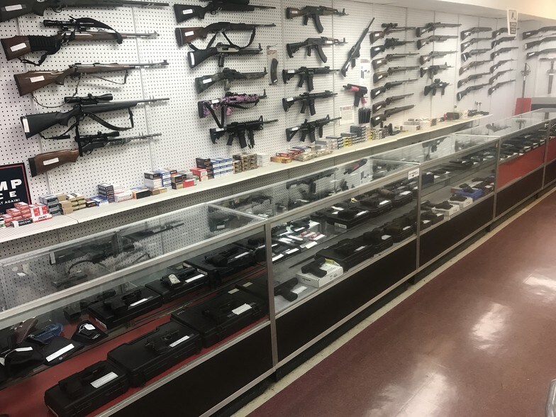 More Photos Of 844 S Florida Ave, Lakeland Freestanding For Sale