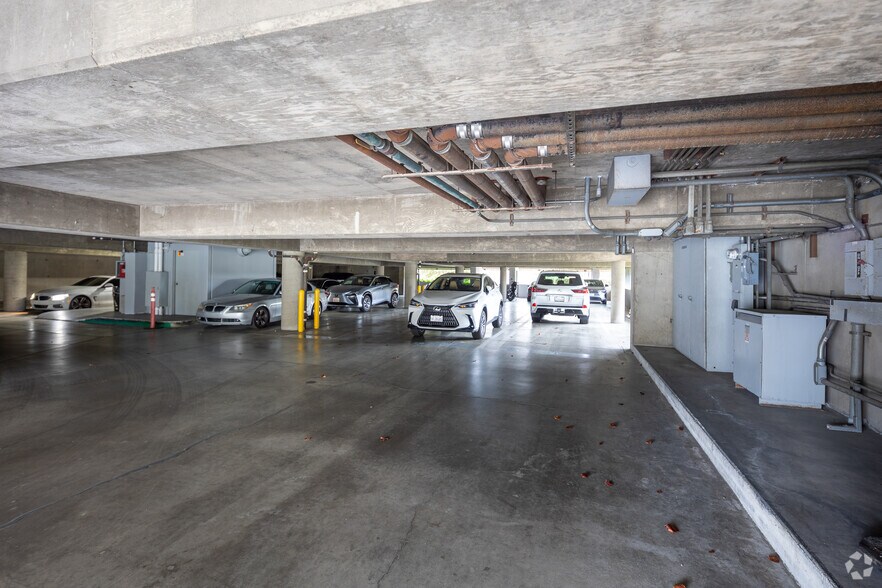 More Photos Of 2955 Main St, Irvine Medical For Lease