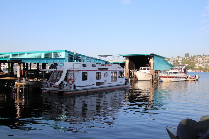 More Photos Of 1818 Westlake Ave N, Seattle Unknown For Lease