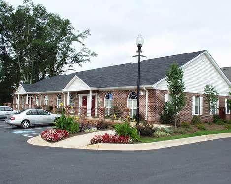 More Photos Of 106 Pilgrim Village Dr, Cumming Office For Sale
