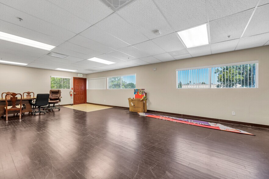 More Photos Of 515 Michigan Blvd, West Sacramento Medical For Sale