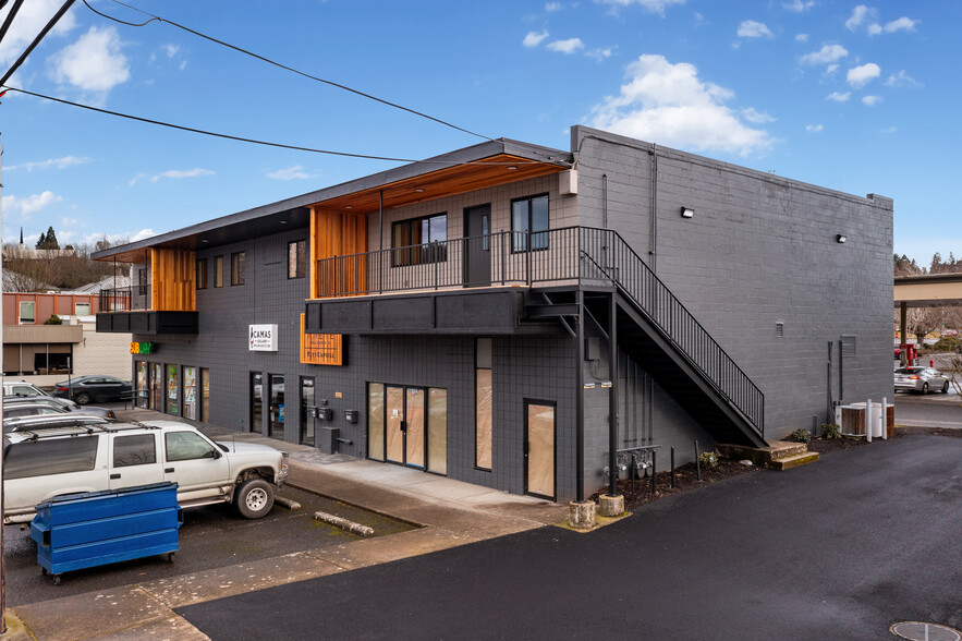 Primary Photo Of 222 NE Everett St, Camas Storefront Retail Office For Lease