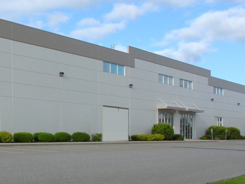 More Photos Of 3808 N Sullivan Rd, Spokane Valley Warehouse For Lease
