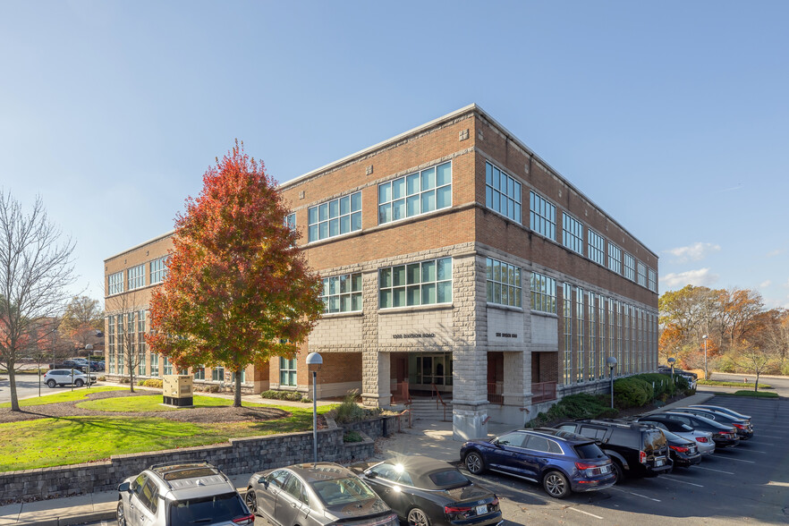 Primary Photo Of 1300 Division Rd, West Warwick Medical For Lease