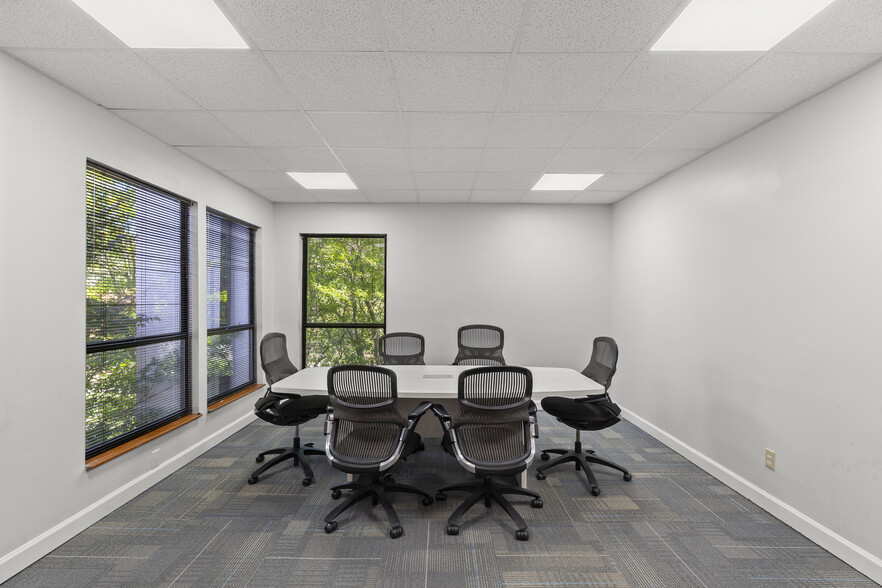 More Photos Of 1820 The Exchange SE, Atlanta Office For Sale