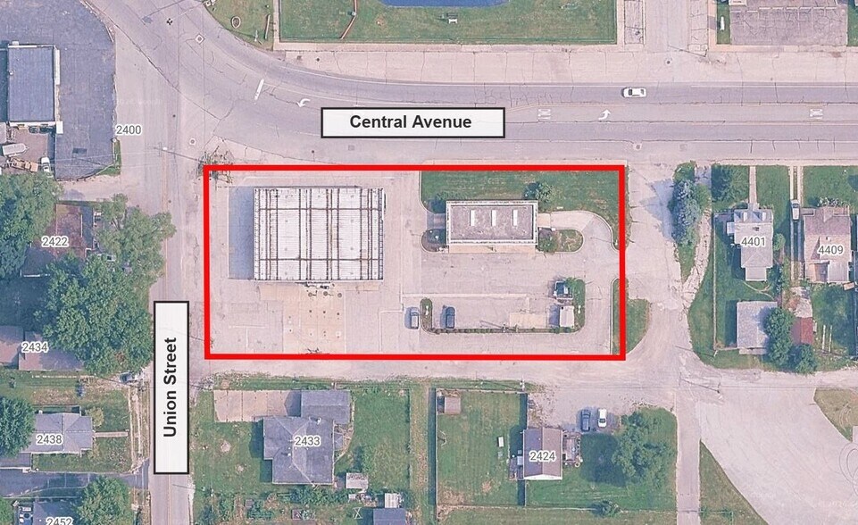 Primary Photo Of 4301 Central Ave, Lake Station Convenience Store For Sale