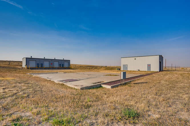 More Photos Of 33101 E Quincy Ave, Watkins Coworking Space