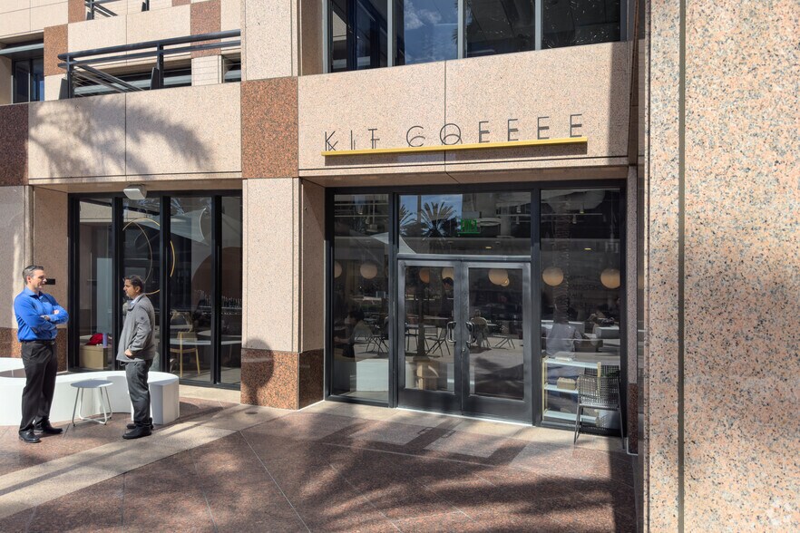 More Photos Of 2040 Main St, Irvine Unknown For Lease