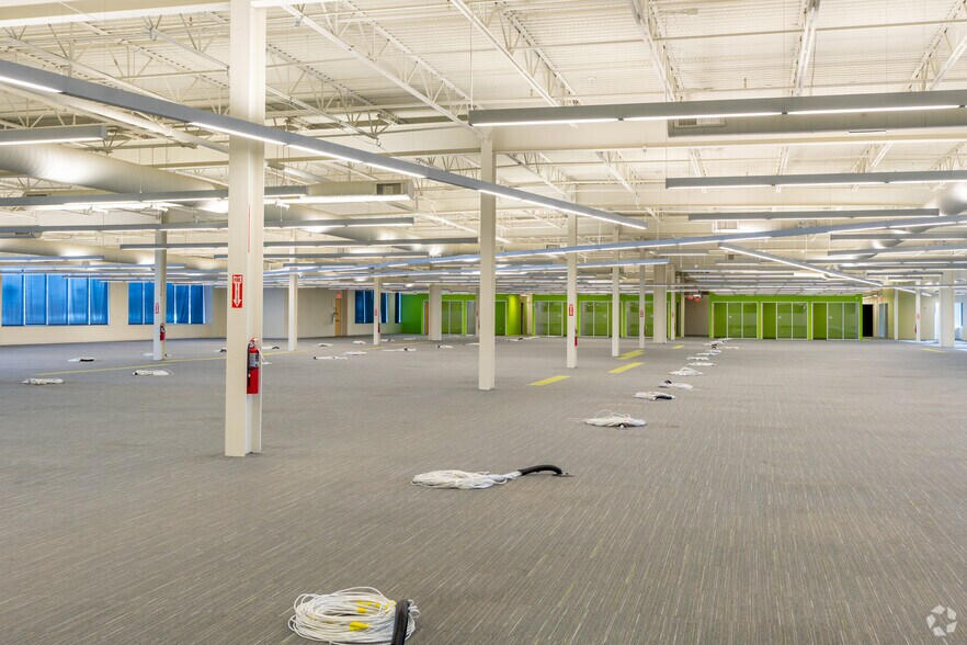 More Photos Of 4700 N Hanley Rd, Berkeley Office For Lease