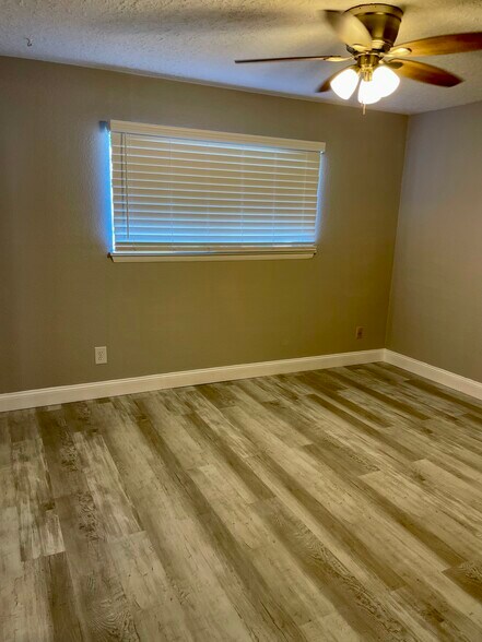 More Photos Of 3920 Brushwood Ln, Corpus Christi Apartments For Sale