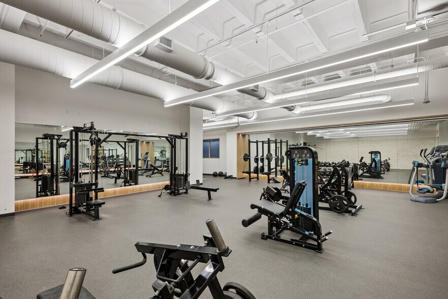 More Photos Of 580 Westlake Park Blvd, Houston Unknown For Lease
