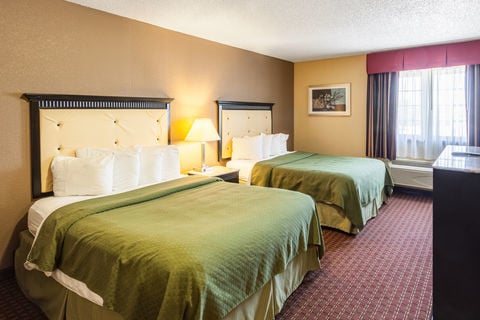 More Photos Of 1511 Center Park Rd, Lincoln Hotel For Sale