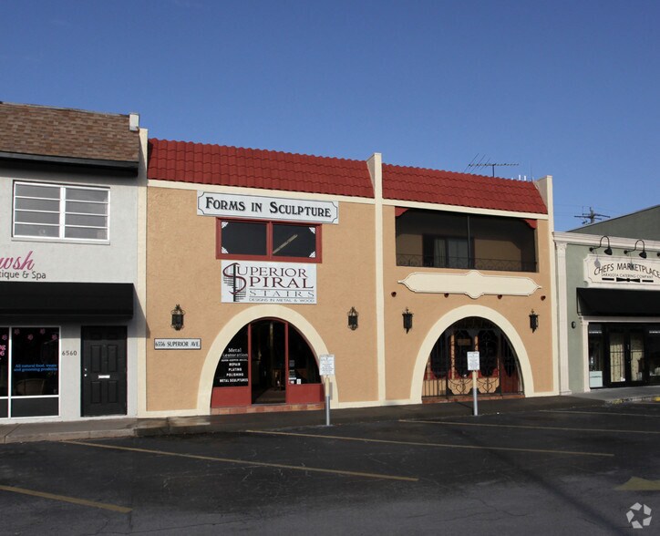 More Photos Of 6556-6558 Superior Ave, Sarasota Storefront For Lease