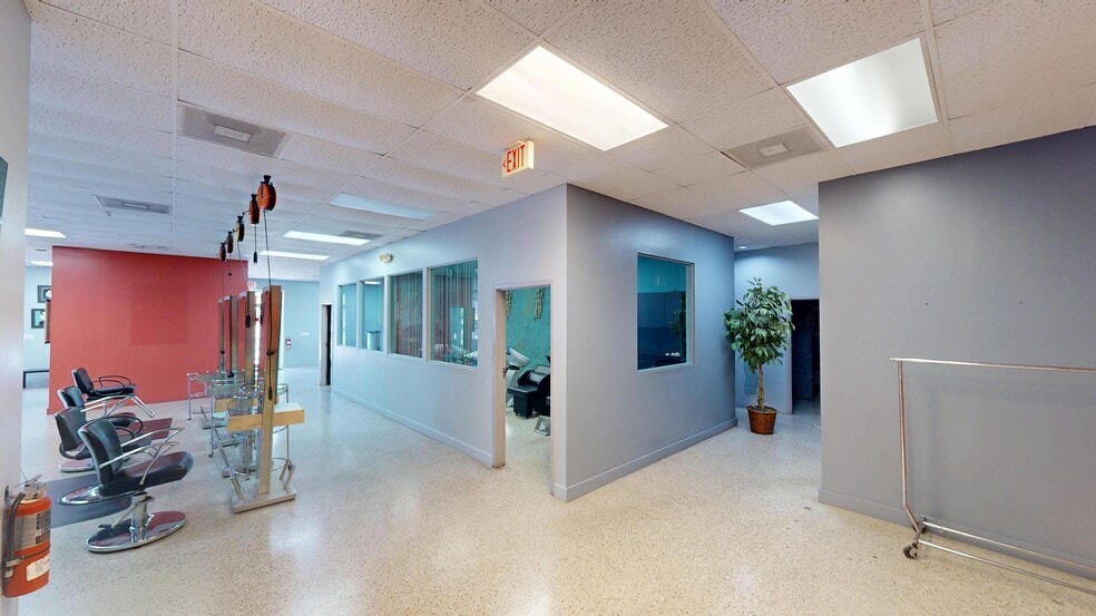 More Photos Of 225 N Ronald Reagan Blvd, Longwood General Retail For Sale