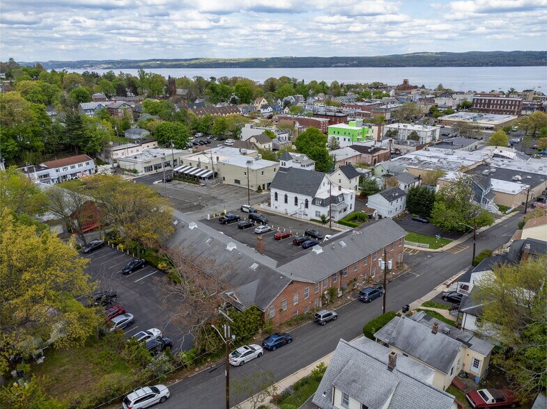 More Photos Of 9-15 Mill St, Nyack Office For Lease