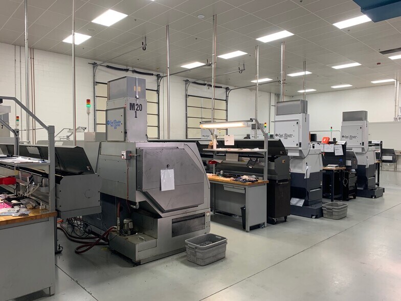 More Photos Of 301-315 Camars Dr, Warminster Light Manufacturing For Sale