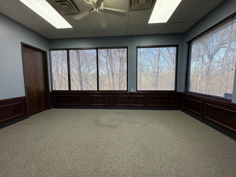 More Photos Of 6220 W Virginia Pky, McKinney Medical For Lease