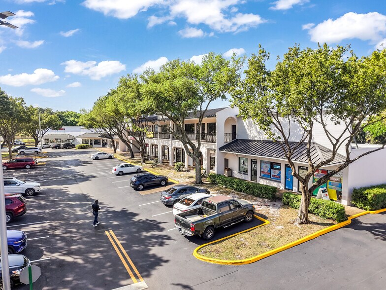 More Photos Of 4101-4397 N State Road 7, Lauderdale Lakes Unknown For Lease