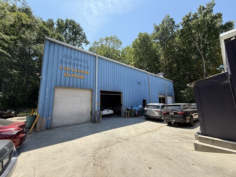 More Photos Of 3807 Lawrenceville Hwy, Tucker Auto Repair For Sale