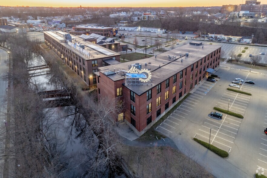 More Photos Of 313-317 Iron Horse Way, Providence Medical For Lease