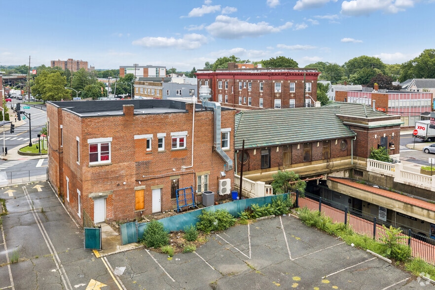 More Photos Of 7-9 Watsessing Ave, Bloomfield Storefront Retail Residential For Sale