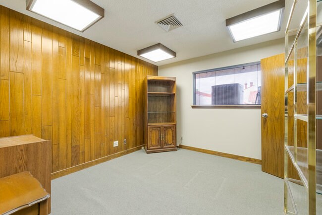 More Photos Of 1719 E 71st St, Tulsa Office Residential For Sale