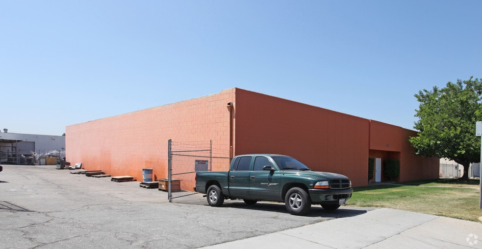 More Photos Of 870 Arroyo St, Los Angeles Warehouse For Lease