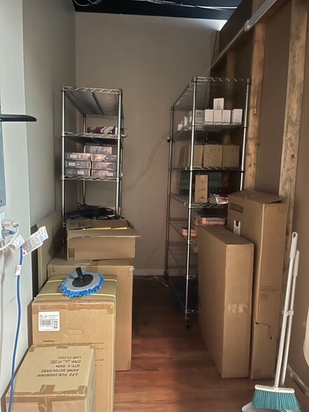 More Photos Of 8888 Odlin Cres, Richmond Storefront Retail Office For Lease