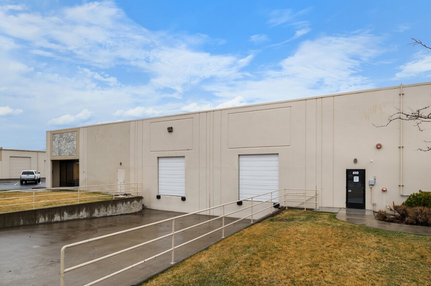 More Photos Of 610 E Glendale Ave, Sparks Warehouse For Lease