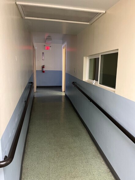 More Photos Of 990-998 Broadway St, Vallejo Office For Lease