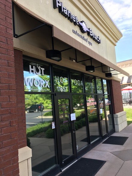 More Photos Of 11651-11657 Parkside Dr, Knoxville Freestanding For Lease