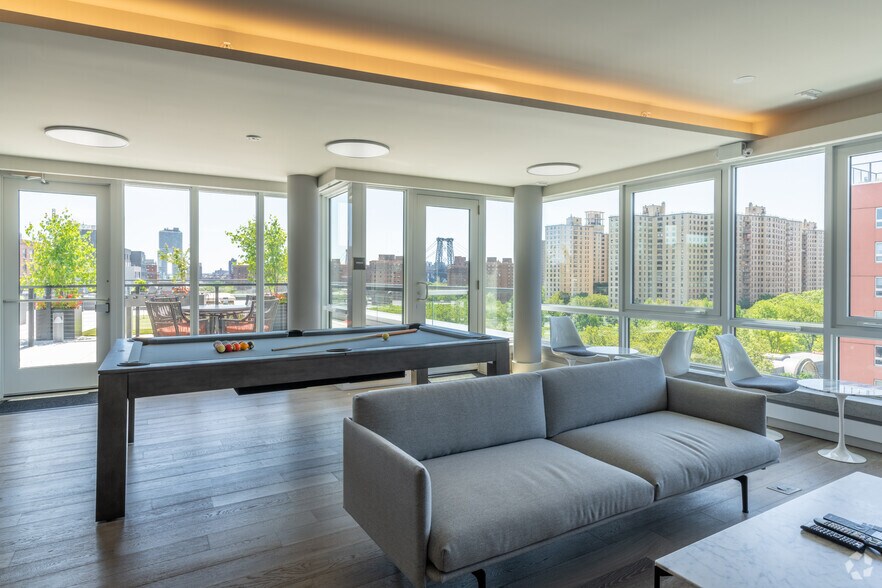 More Photos Of 350 E Houston St, New York Apartments For Lease