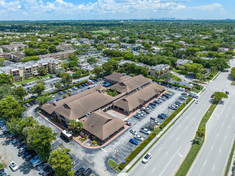 More Photos Of 10471 N Kendall Dr, Miami Storefront Retail Office For Lease