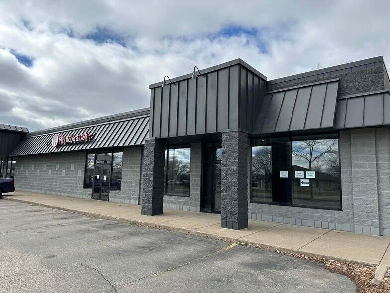 Primary Photo Of 986-990 12th Ave S, Onalaska Freestanding For Lease